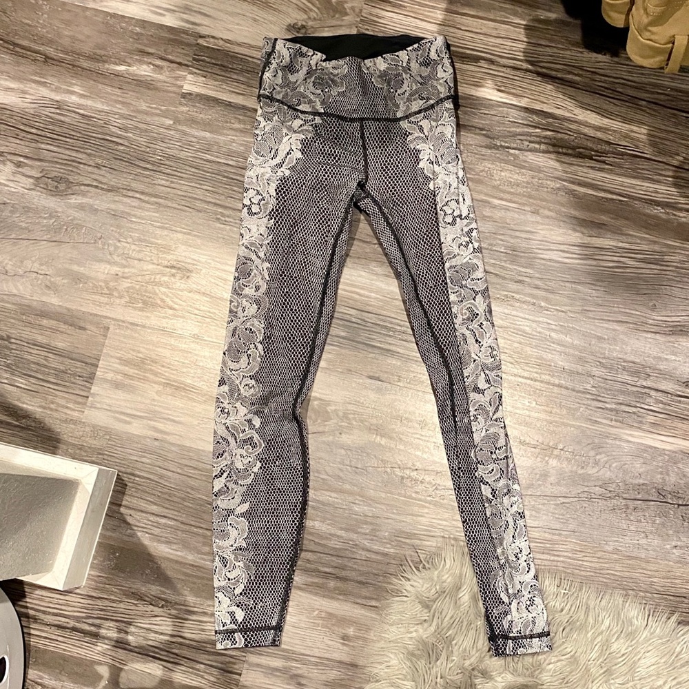 Lululemon pants